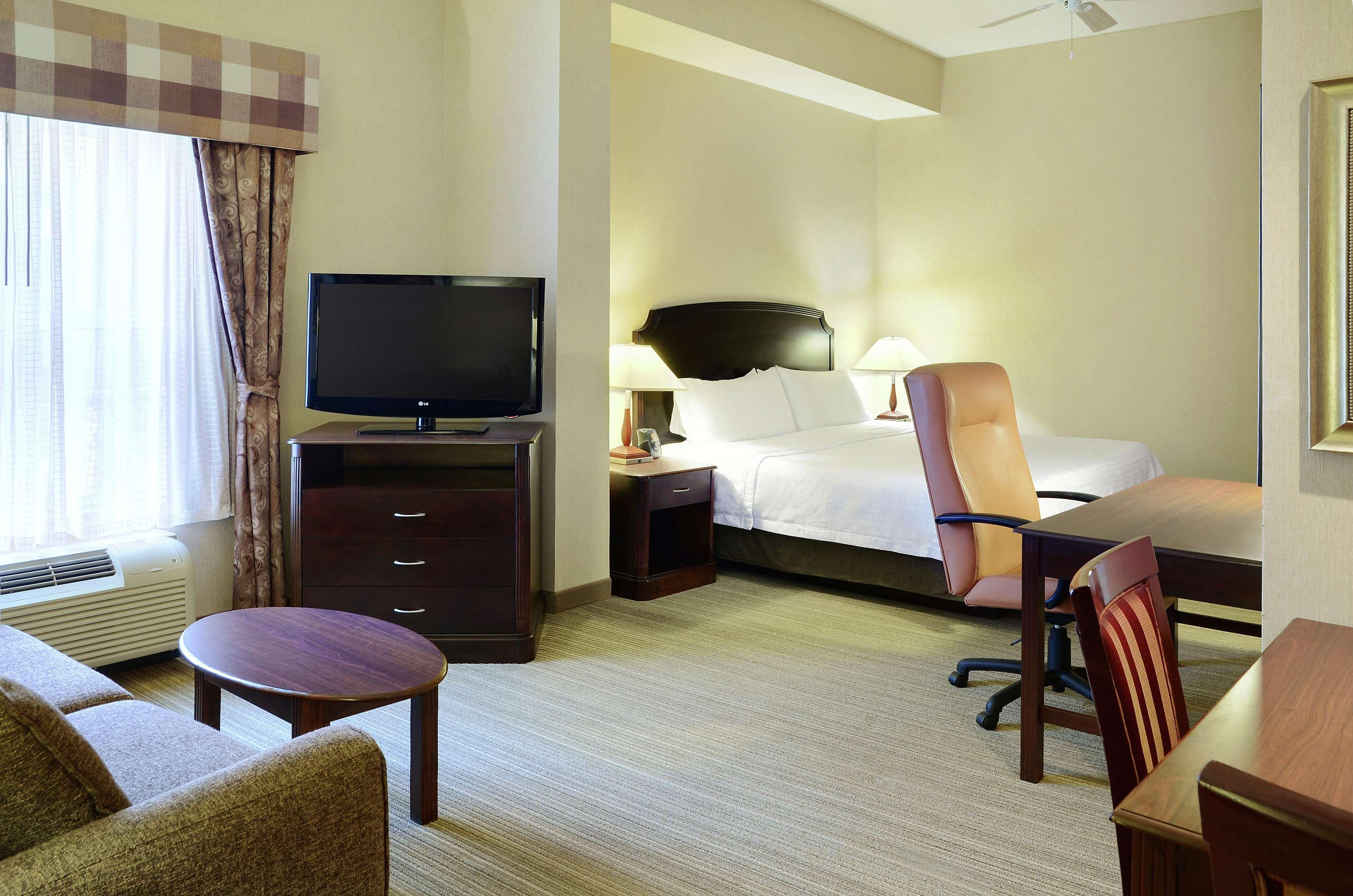 Homewood Suites By Hilton Burlington Exterior photo