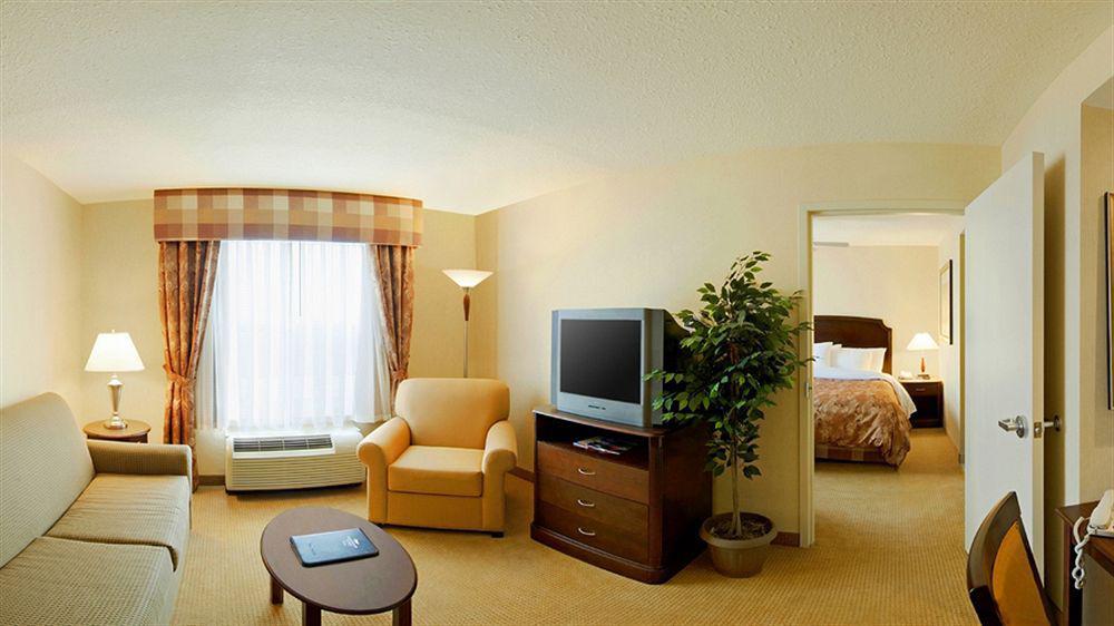 Homewood Suites By Hilton Burlington Exterior photo
